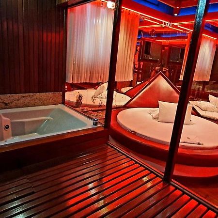 Motel Fantasy 5 贝洛哈里桑塔 外观 照片