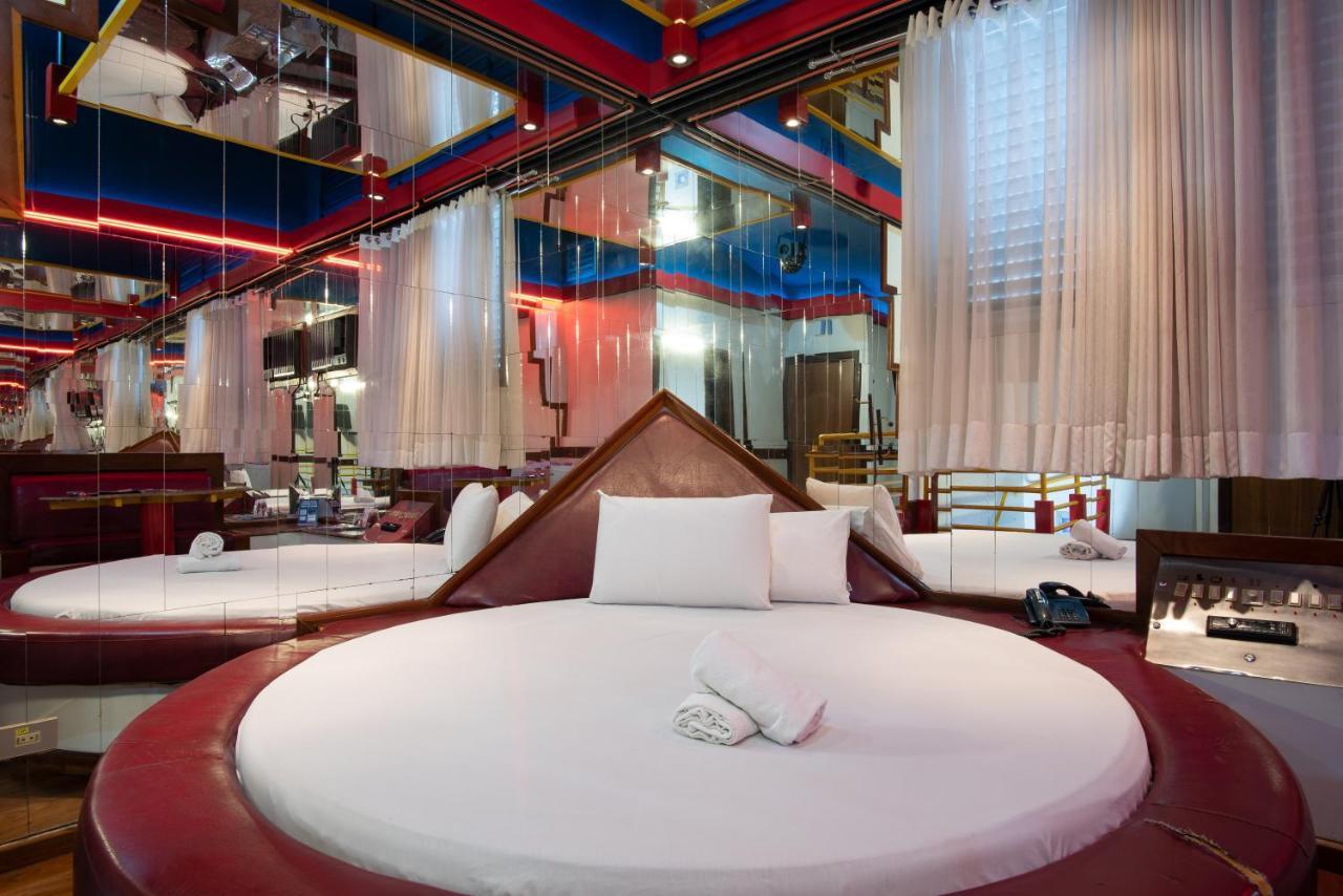 Motel Fantasy 5 贝洛哈里桑塔 外观 照片
