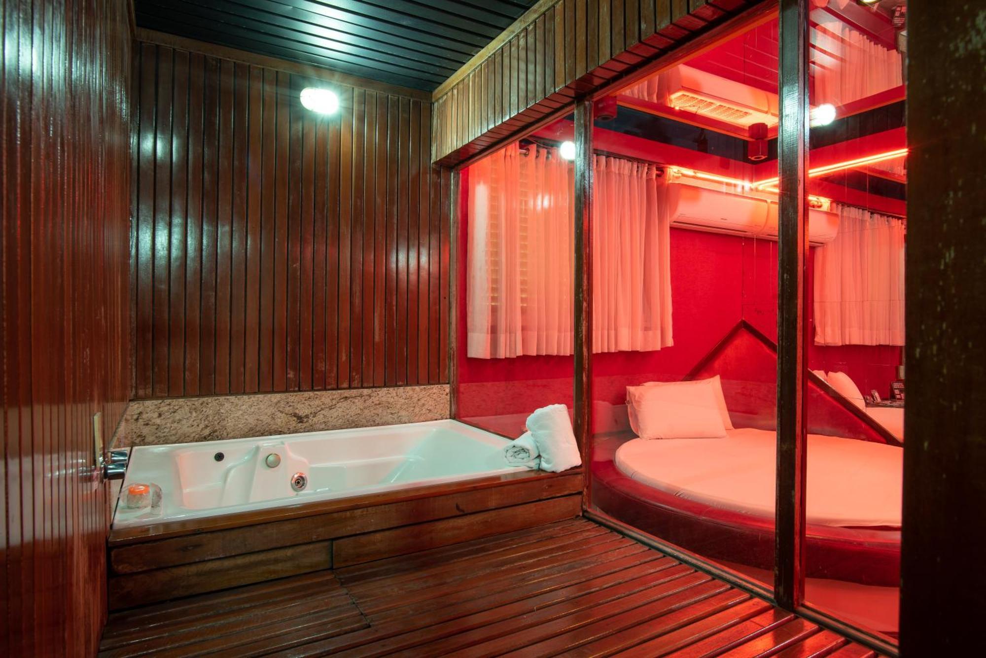 Motel Fantasy 5 贝洛哈里桑塔 外观 照片