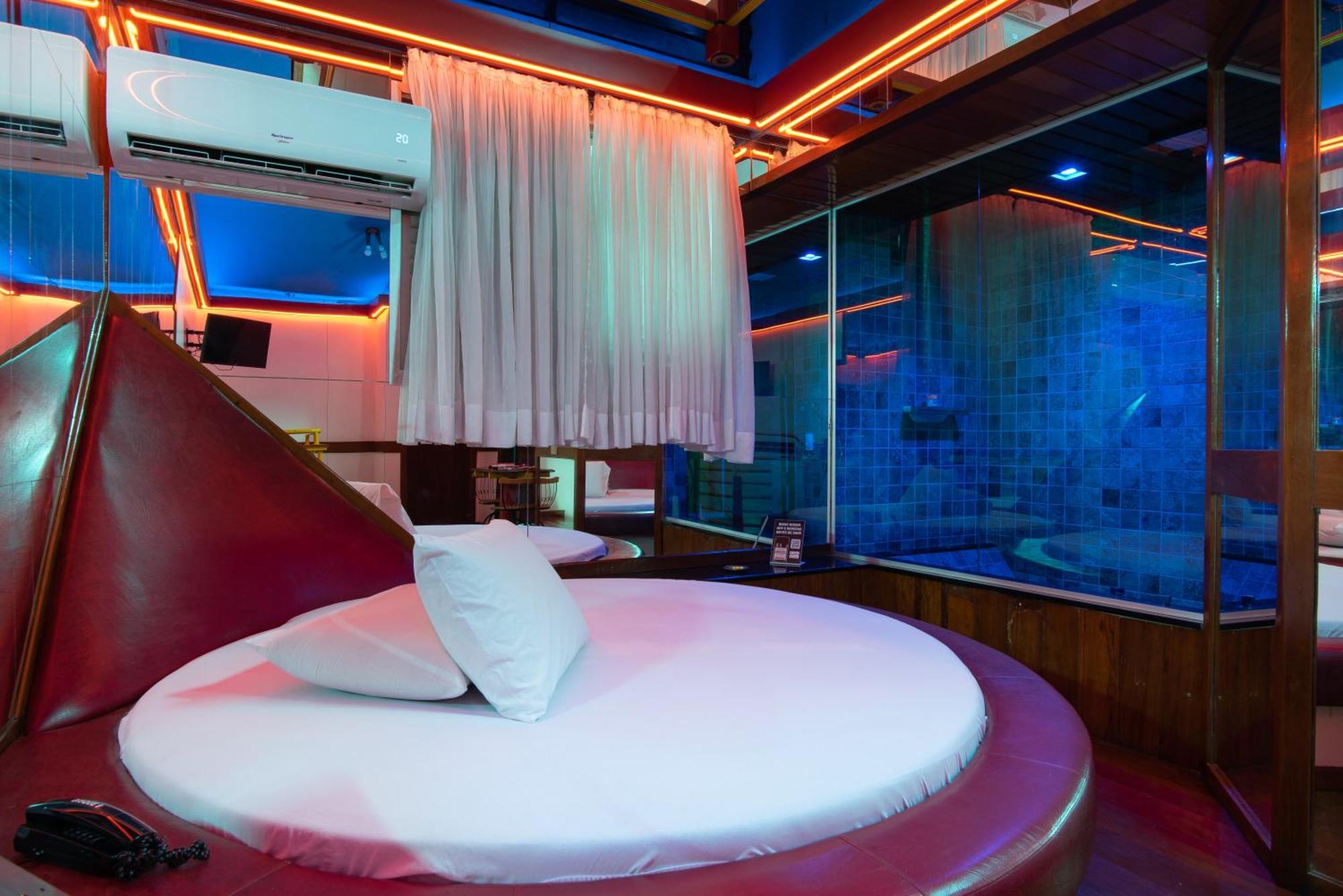 Motel Fantasy 5 贝洛哈里桑塔 外观 照片