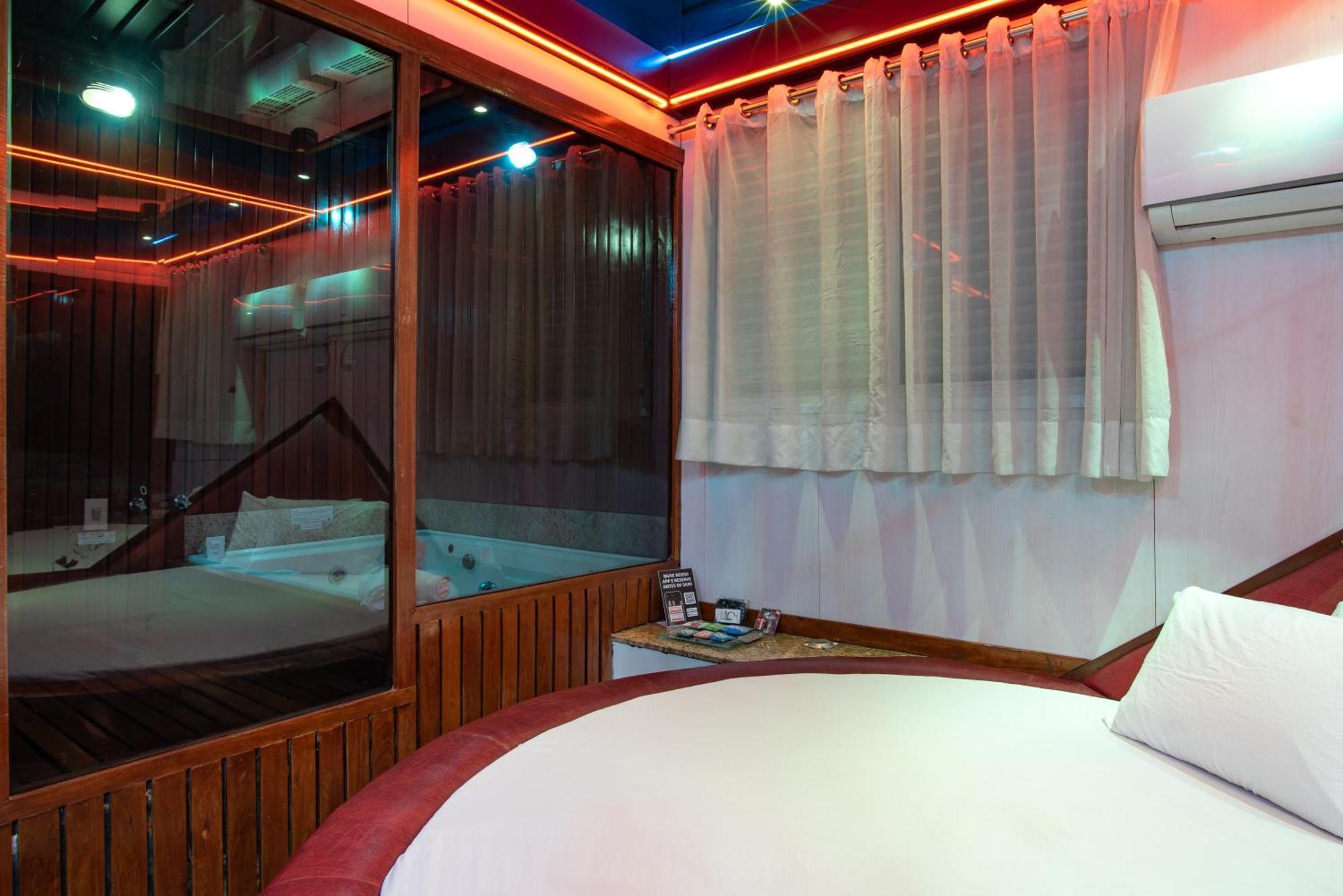 Motel Fantasy 5 贝洛哈里桑塔 外观 照片